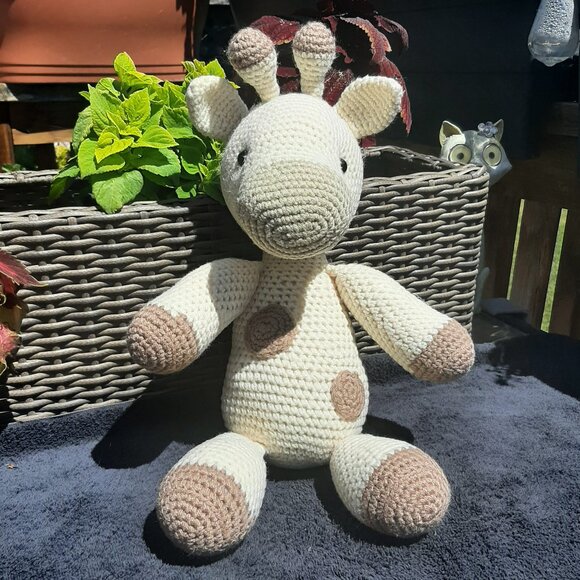Artisan Made Hand Crocheted Giraffe Tan White Brown Spots 16" - Picture 4 of 9